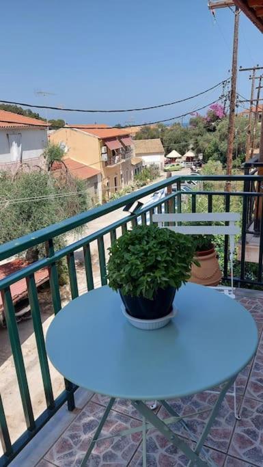 Colorful 2-Bedroom House In جايوس المظهر الخارجي الصورة