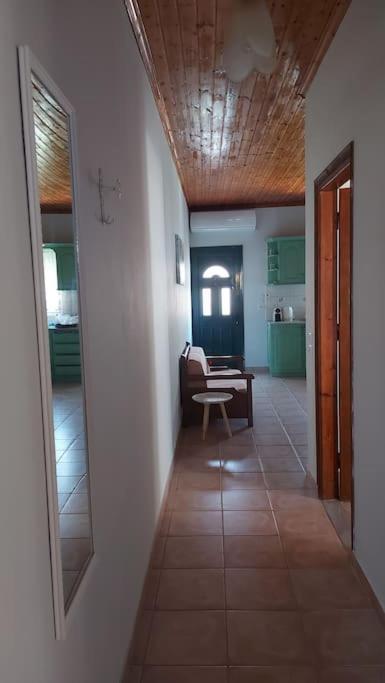 Colorful 2-Bedroom House In جايوس المظهر الخارجي الصورة